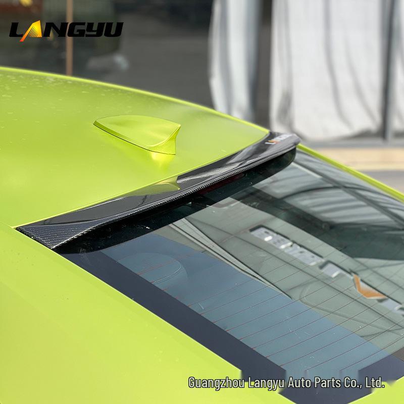 Langyu Carbon Fiber Roof Spoiler for Cadillac CT4: High-Quality New Launch