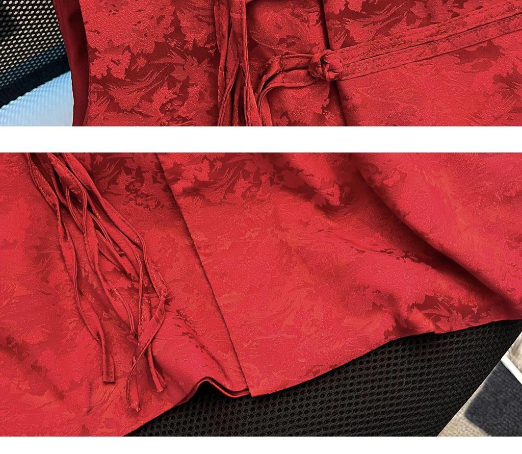 2025 Women's Red Frog Button Sleeveless Camisole