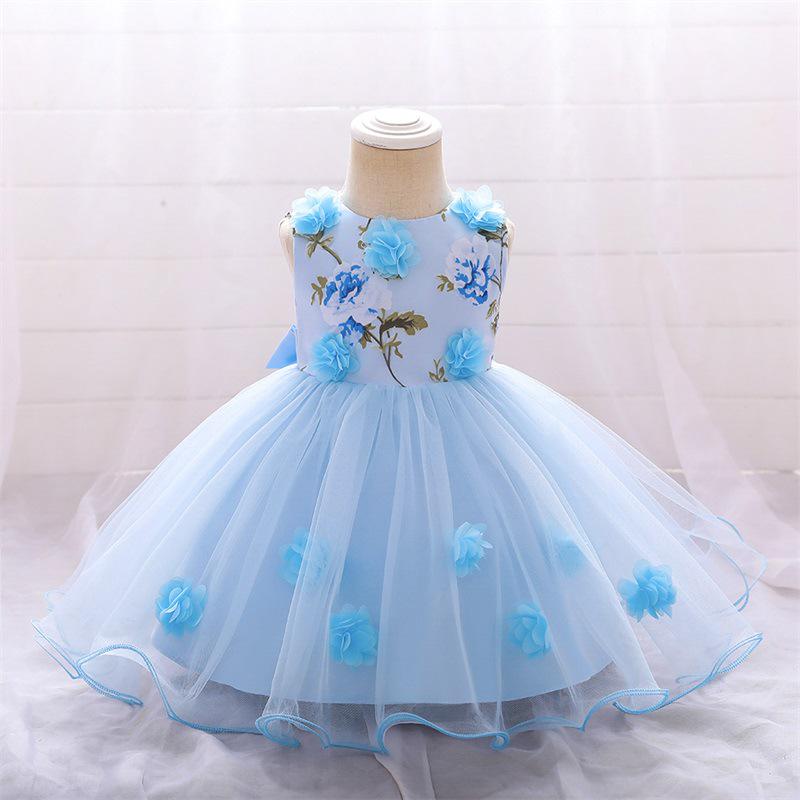 Chic Princess Birthday Dress: Fluffy Tulle, Bow, and Appliqué Design for Girls