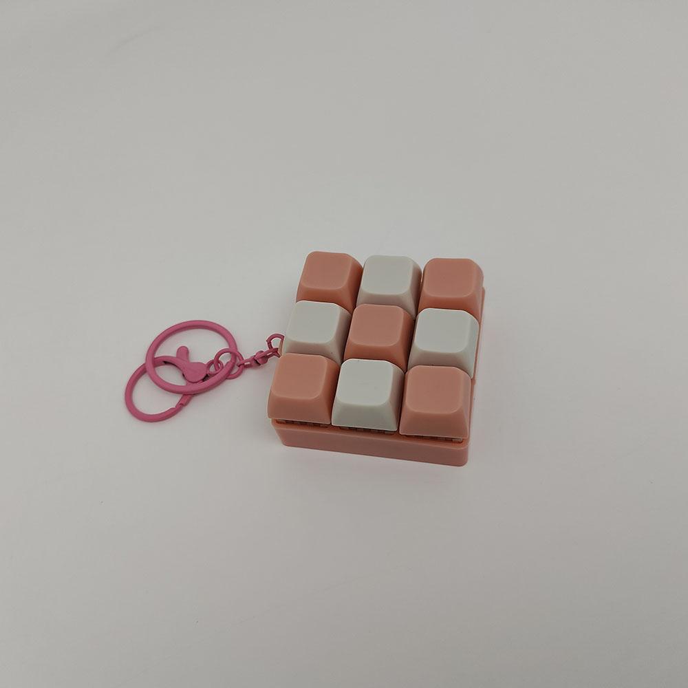 Stress-Relief Keyboard Keychain - Fidget Toy with Sound Effects, Perfect for Party Favors & Gifts, Purple