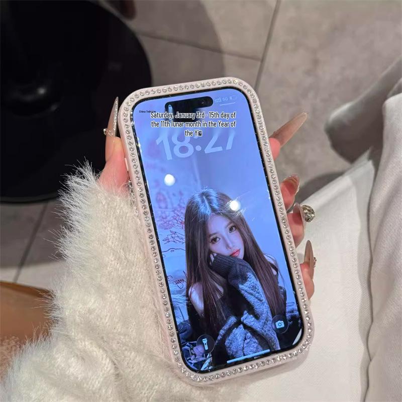 Elegant Rhinestone Glitter Case for iPhone 16 Pro Max and 17 Pro
