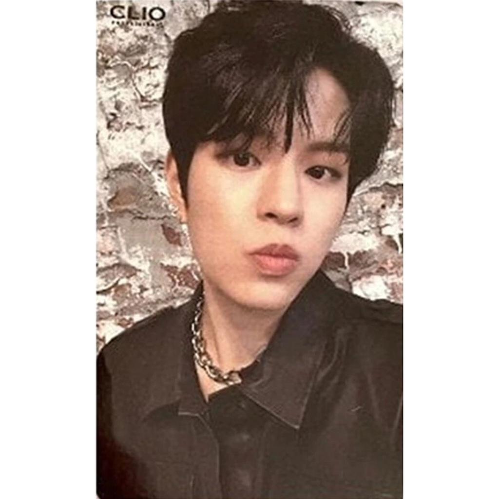 Stray Kids X CLIO OFFIZIELLE FOTO-KARTE SPICY MILD OFFICE Version.