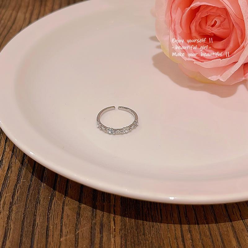 

Набор колец с цветочным сердцем и регулируемой формой — модный нишевый дизайн для женщин, простой и универсальный J825 Flowers, 2 pieces