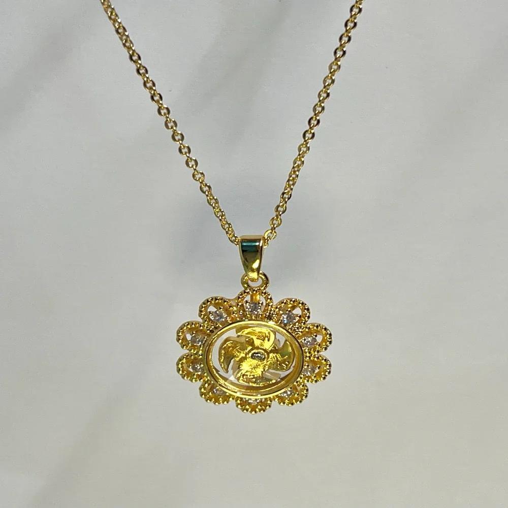 New vintage-inspired diamond-inlaid rotating necklace, unisex design