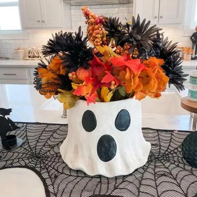 Ghost Vase Halloween Ghost Planting Pot Ghost Barrel Vase Handmade Halloween Food Bucket Suitable for Home Use Halloween