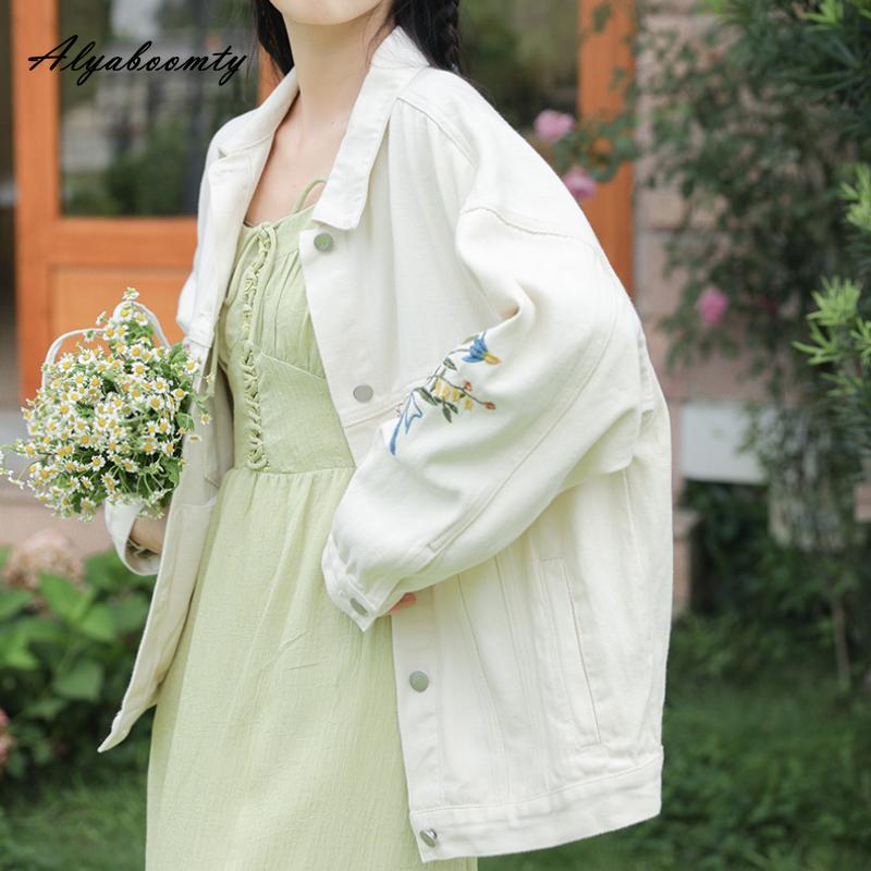 Japanischer Preppy-Stil Frühling Herbst Damen Oversize Mantel Umlegekragen Aprikose Lockere Jacke Blumenstickerei Chic Oberbekleidung