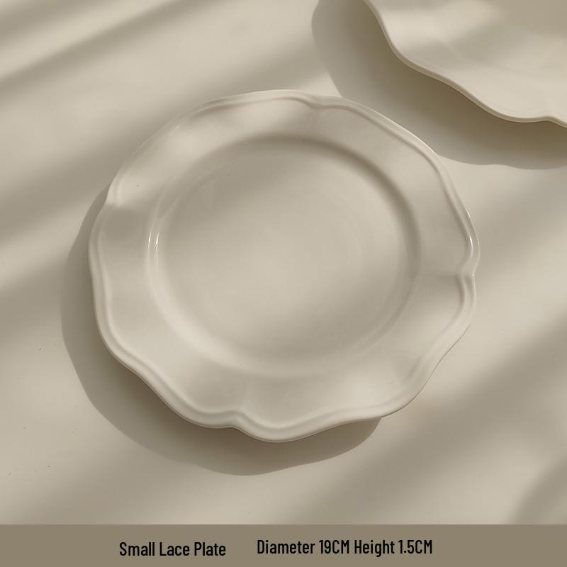 Tai Life French Retro White Embossed Ceramic Lace Plate for Breakfast & Dessert
