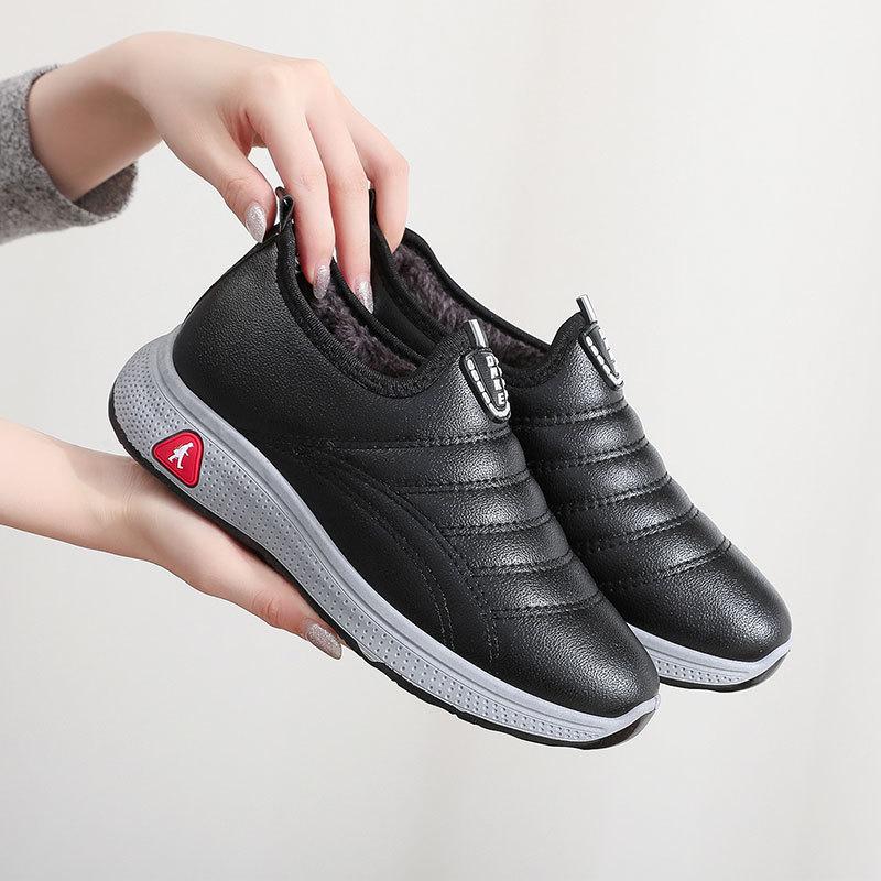 Processing customized new cotton shoes, piled and thickened mother shoes, non-slip soft-soled elderly shoes, casual and fashionable waterproof cotto