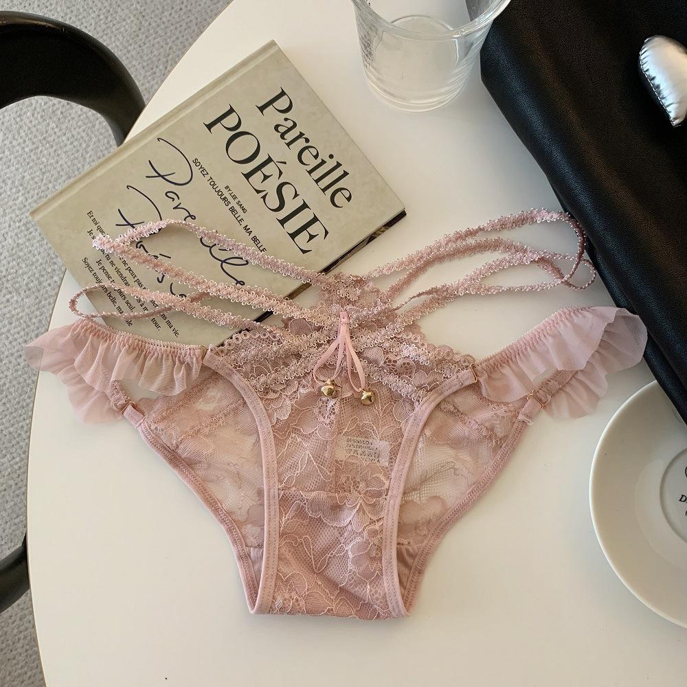 Women's Panties Mesh Ruffle Hollow Out Sexy Lace Flower Pattern Cotton Crotch Perspective Erotic Panties Thin Seamless Briefs