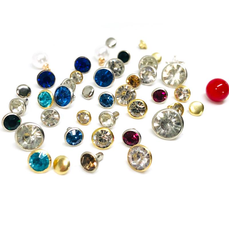 Spot Sale: Multi-Faceted Rivet with Rhinestones for Clothing, Bags, and Accessories - Pointed Bottom Glass Crystal Decor