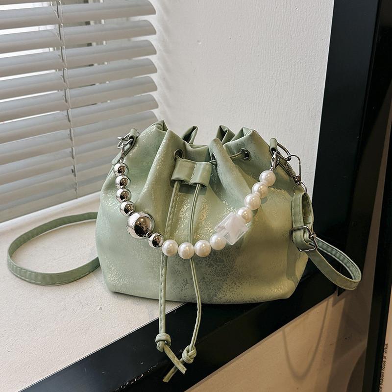 Fashionable 2024 Street Style Pu Chain Bucket Bag For Women With Quilted Stitching