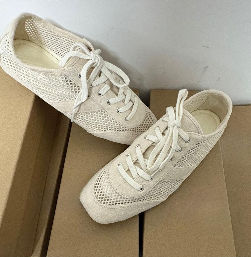 Fashion Lightweight Hollow Out Women Vulcanize Shoes 2025 Hot Sale Lace-up Comfortable Mesh Derby Sports Footwear Casual Female Sneakers