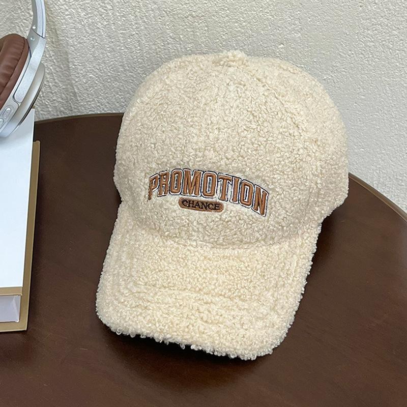 Lamb plush hat women's autumn and winter new wide-brimmed cap winter warm windproof face small baseball cap