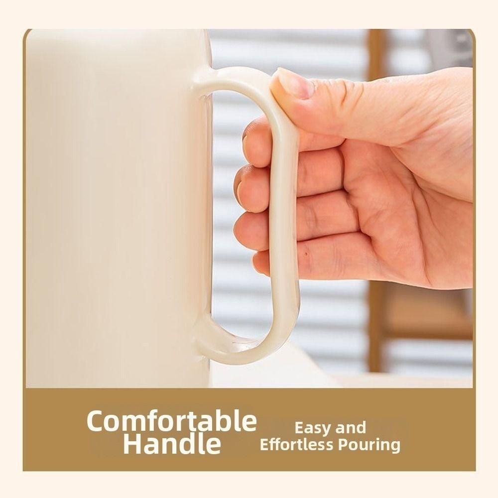 Large Capacity Capybara Thermos Water Cup Cartoon Anime Thermal Insulation Pot  Outdoor Sports