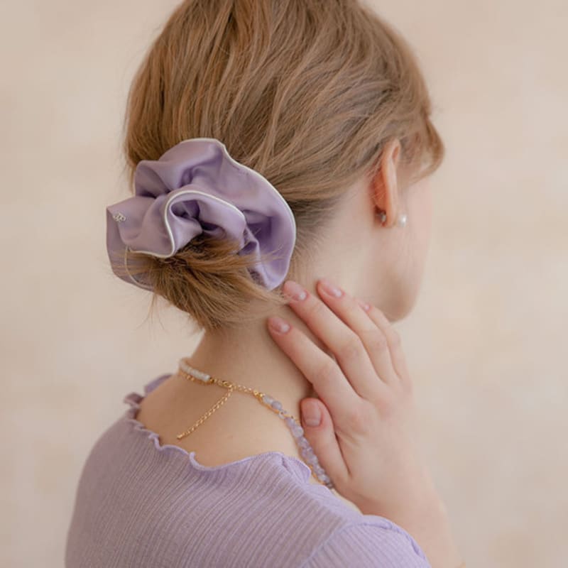 Jean Paul Clarisse Pale Piping Scrunchie JP-22-045S
