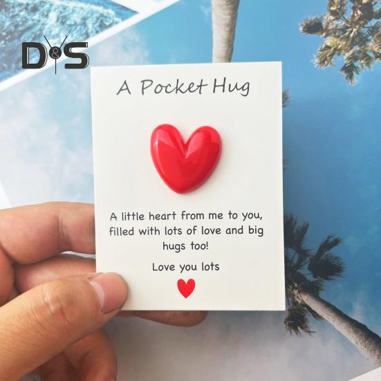 Pocket Hug Heart with Greeting Cards Long Distance Relationship Gift for Mom Wife Little Heart Pocket Hug Token for Valentine's Day Christmas