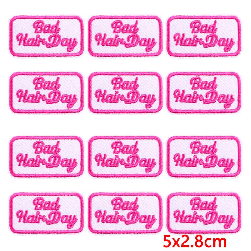 10Pcs/Lot Wholesale Fashion Cartoon Patch Iron On Patches On Clothes Letters Embroidered Patches For Clothing Applique Stickers