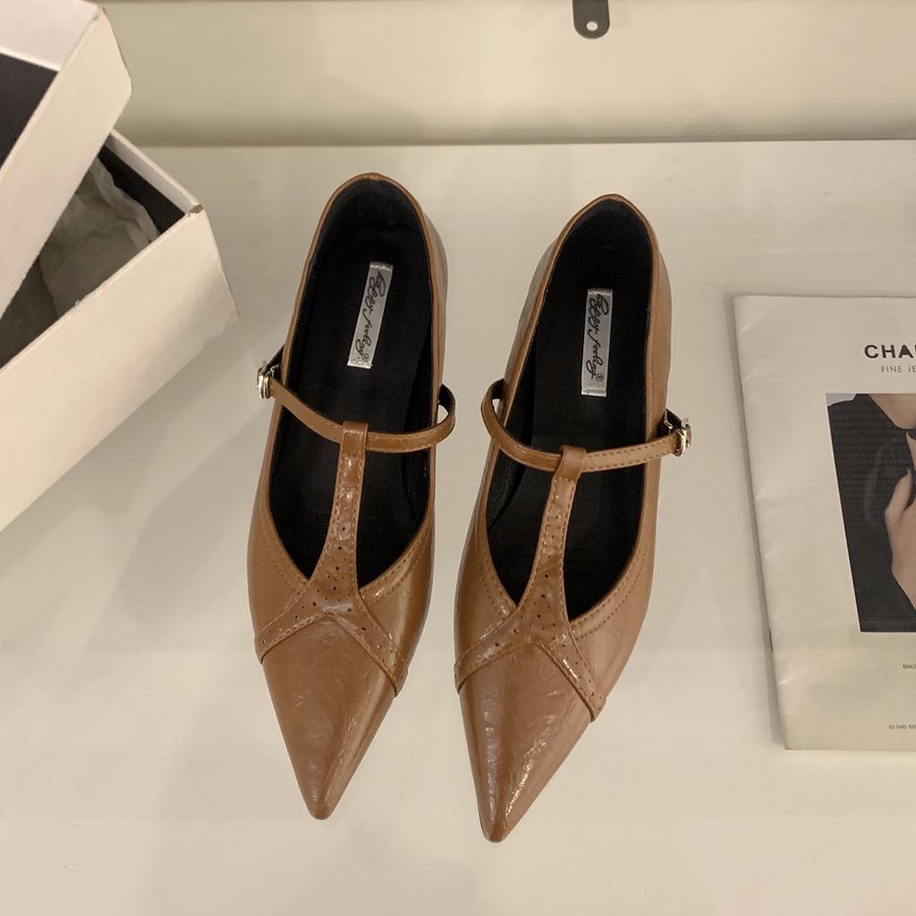 Fashion Bailamos 2025 Spring New Women Flats Brand Design Point Toe Women Ballet Shoes Casual Buckle Strap Female Dress Shoes Low Heels