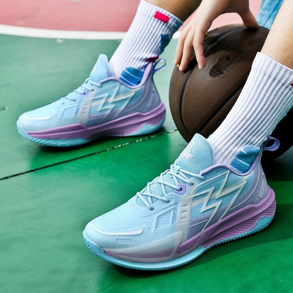 Low-top Actual Combat Mesh Surface Breathable, Non-slip, Wear-resistant, Shock-absorbing, Lightweight Soft-soled Student Luminous Sports Shoes