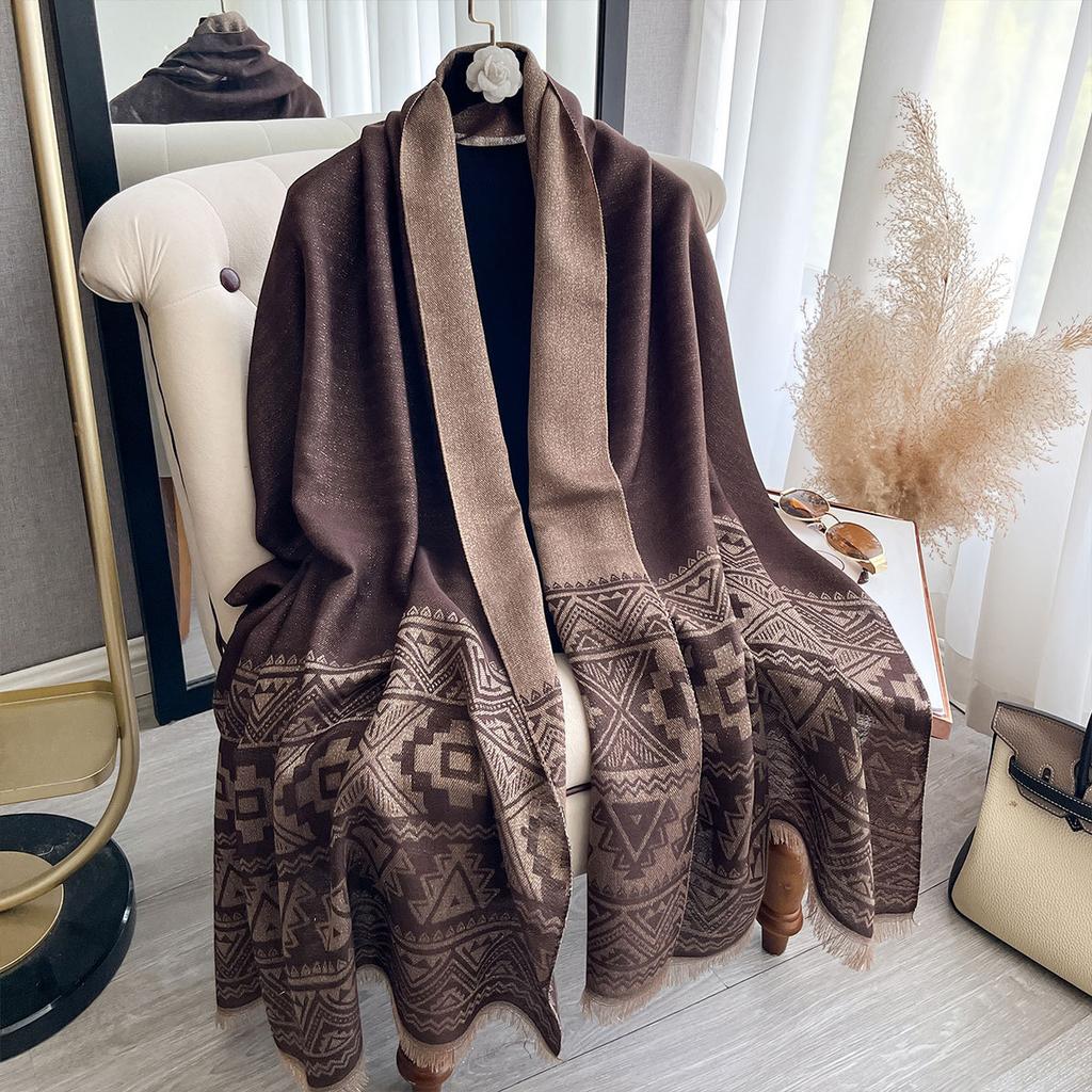 Ethnic Style Shawl Cape Women Travel Photo Wearing Warm Thickened Cape