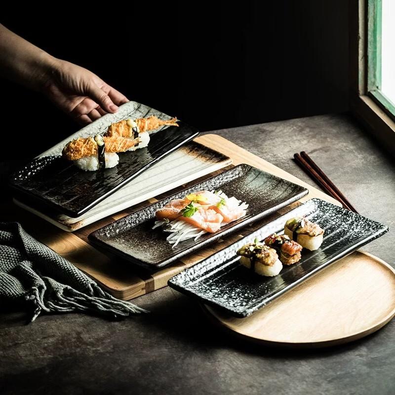 Keramisk rektangulär sushitallrik i japansk stil