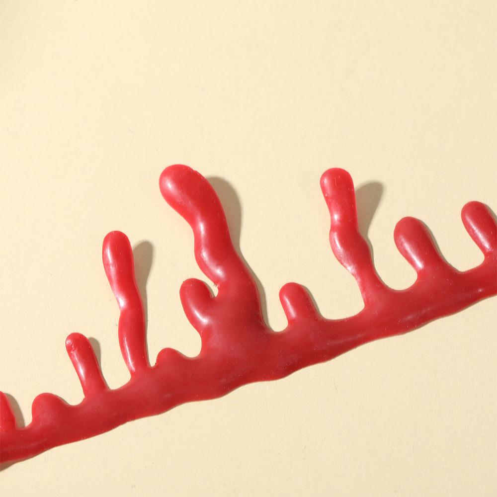 Heißes Halloween-Halsband übertriebene Persönlichkeit Harz verstellbar Blut Halskette Anhänger.