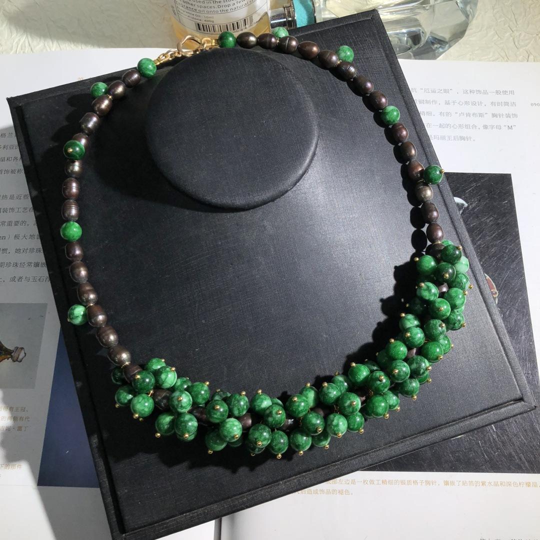 Vintage medieval freshwater pearls with agate rolls, retro exquisite fashion and versatile necklace Necklace