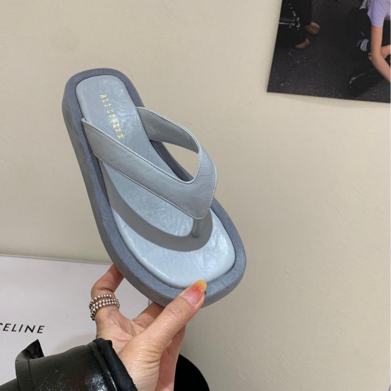 2025 Summer New Women's Casual Simple Solid Color Square Head Open-toed Herringbone Thick Bottom Flat Heel Fashion Cool Slippers