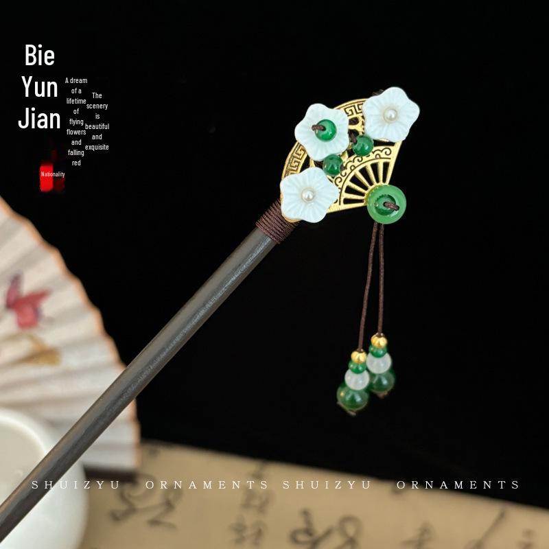 Elegancka spinka do włosów Hanfu z kwiatem: Wysokiej klasy potrząsanie krokami z frędzlami do upięcia