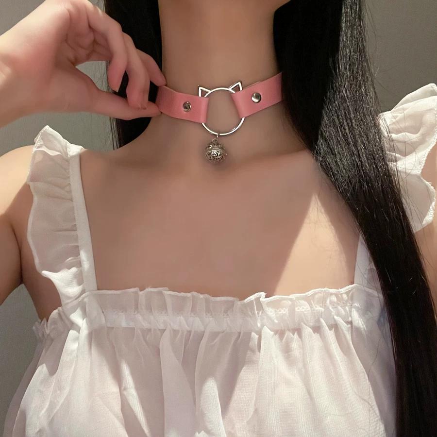Premium Heart Bell Choker with Traction Rope, Black Gothic Clavicle Neck Collar Jewelry for Women Punk Daily Cosplay Outfit