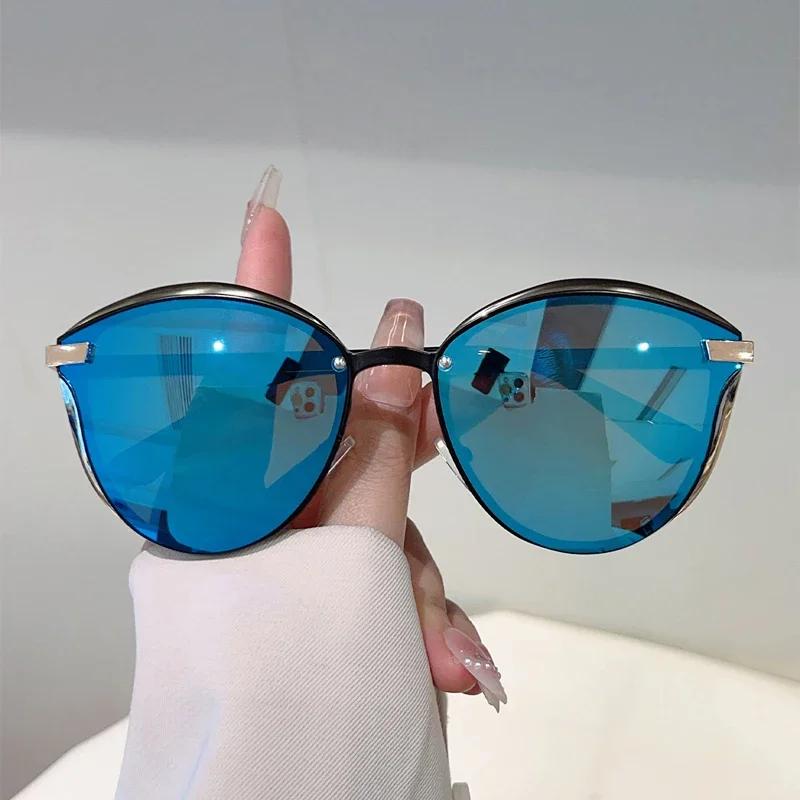 Óculos de Sol Vintage Oversized Femininos Novos na Moda Espelhados para Exterior Casual Tons Ins Estilo Coreano Trendy Decor Óculos de Sol