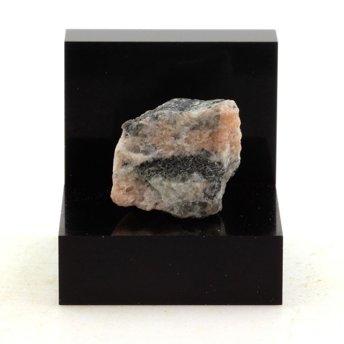 Rhodonite 23.3 carats