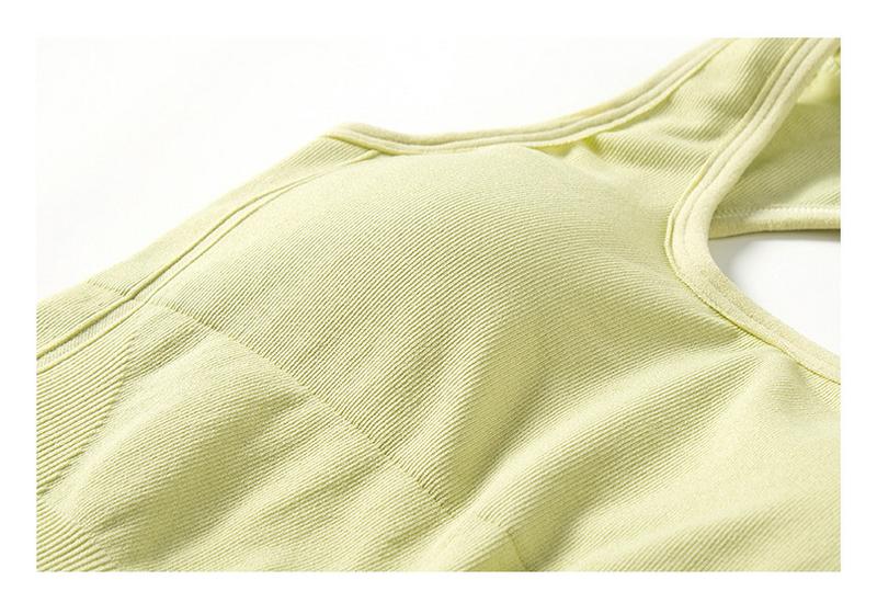 Tuta Jumpsuit con Reggiseno Sportivo Monopezzo da Donna: Vestibilità Comoda con Imbottiture sul Petto, Sollevamento Glutei e Schiena Bella per Yoga e Fitness