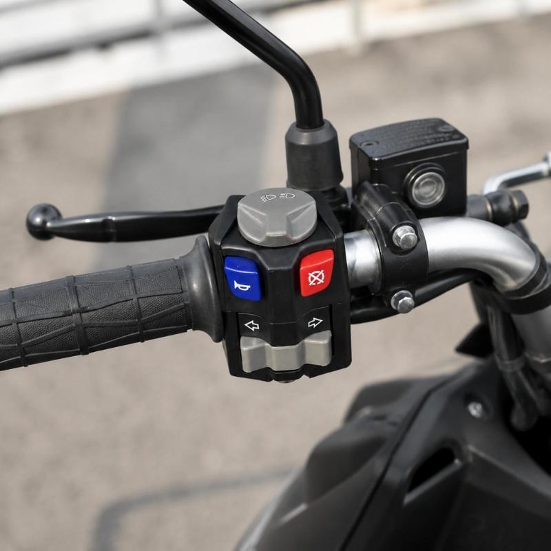 Handlebar Motorcycle Control Switches Assembly for Horn and Turn Signal Use, Replacement Part with Harness