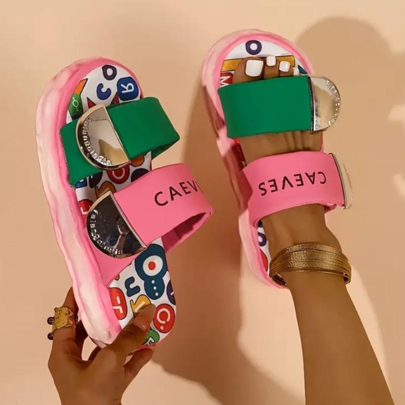 Fashion New Women Summer Trend Slippers Mixed Colors Designer Shoes Women Platform Fashion Slippers Casual Outdoor Sandals Slides Women