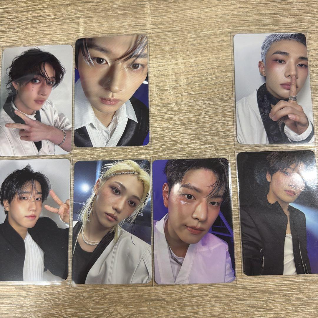 

[USED] Stray Kids Karma Regular Edition 7 Discs with Trading Cards