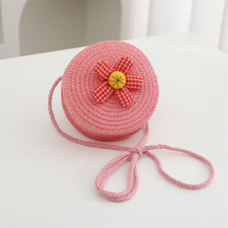 Children's Straw Woven Crossbody Bag - Small Girl's Phone and Coin Purse for Summer Outings and Seaside Trips