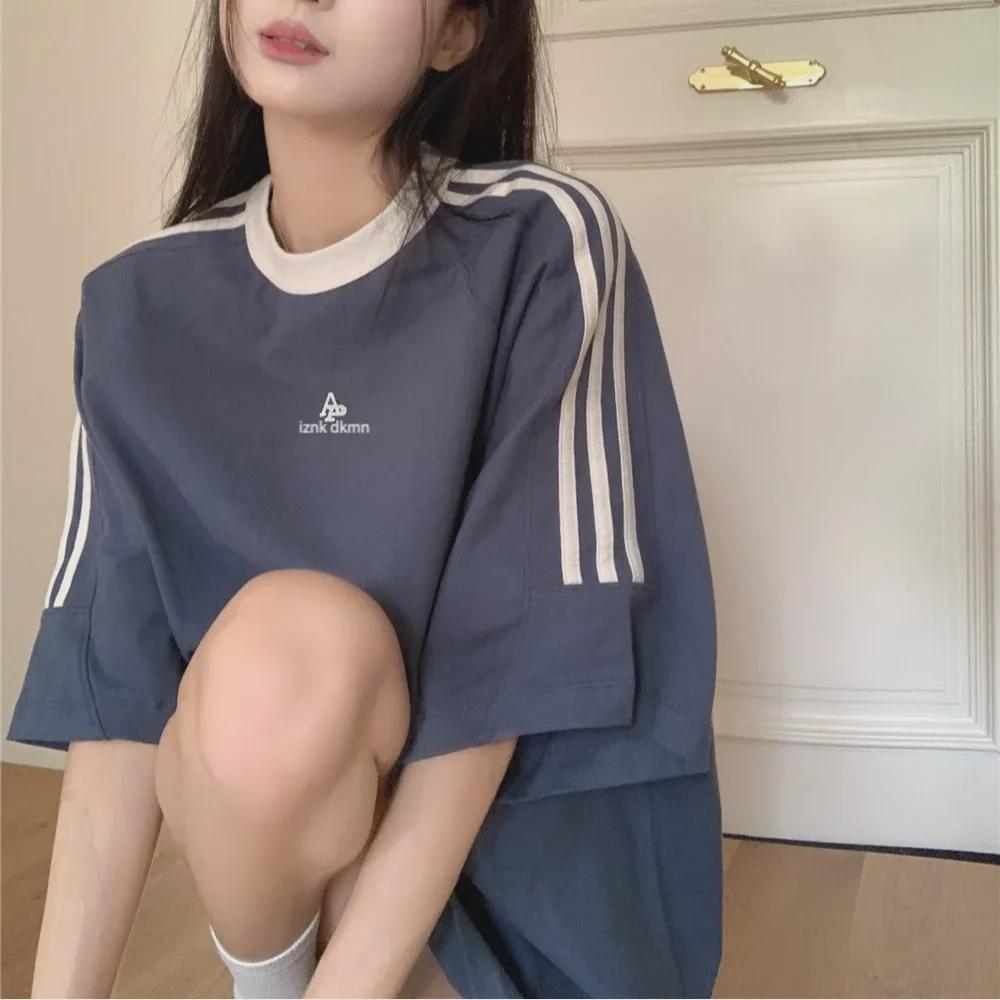 Camiseta Unisex Retro Listrada de Manga Curta - Corte Solto, Gola Redonda, Estilo Casual para Primavera/Verão.