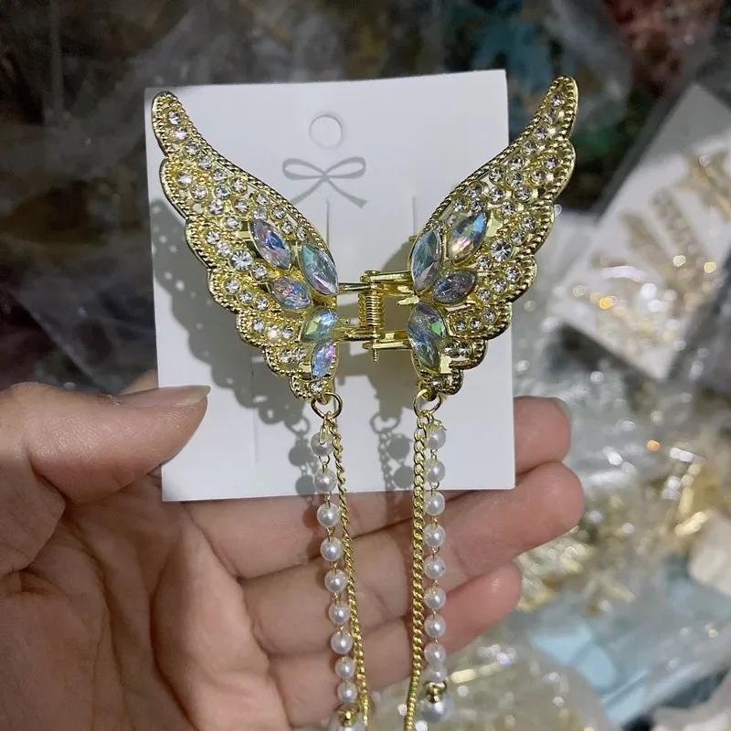 Fashion Metal openwork Hair Claw Butterfly Hair Clips for Women Girl Elegant Ponytail Claw Clip Vintage Hairpin Hair Accessories