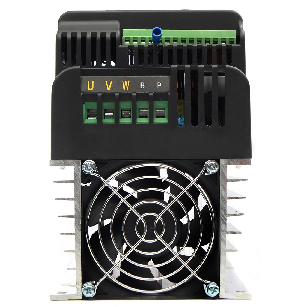 5.5KW 3 Phase Speed Control Drive Converter 220V 50Hz-60Hz Frequency Inverter Input VFD Triphase Output Motor