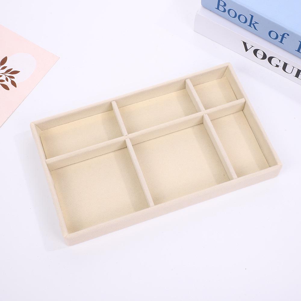 Velvet Jewelry Box – Ring and Earring Tray with Bracelet Compartment