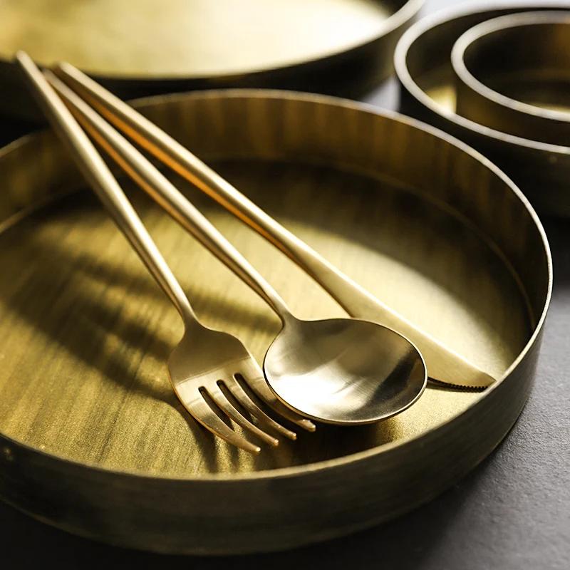 Golden European Retro Round Iron Plate Metal Vintage Storage Tray Home Decoration Garden Restaurant Table Photographing
