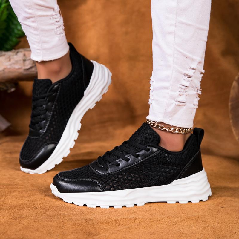 

Sports shoes men and women students big mesh casual shoes summer thin travel shoes mesh hollow breathable running shoes net 45 чёрный