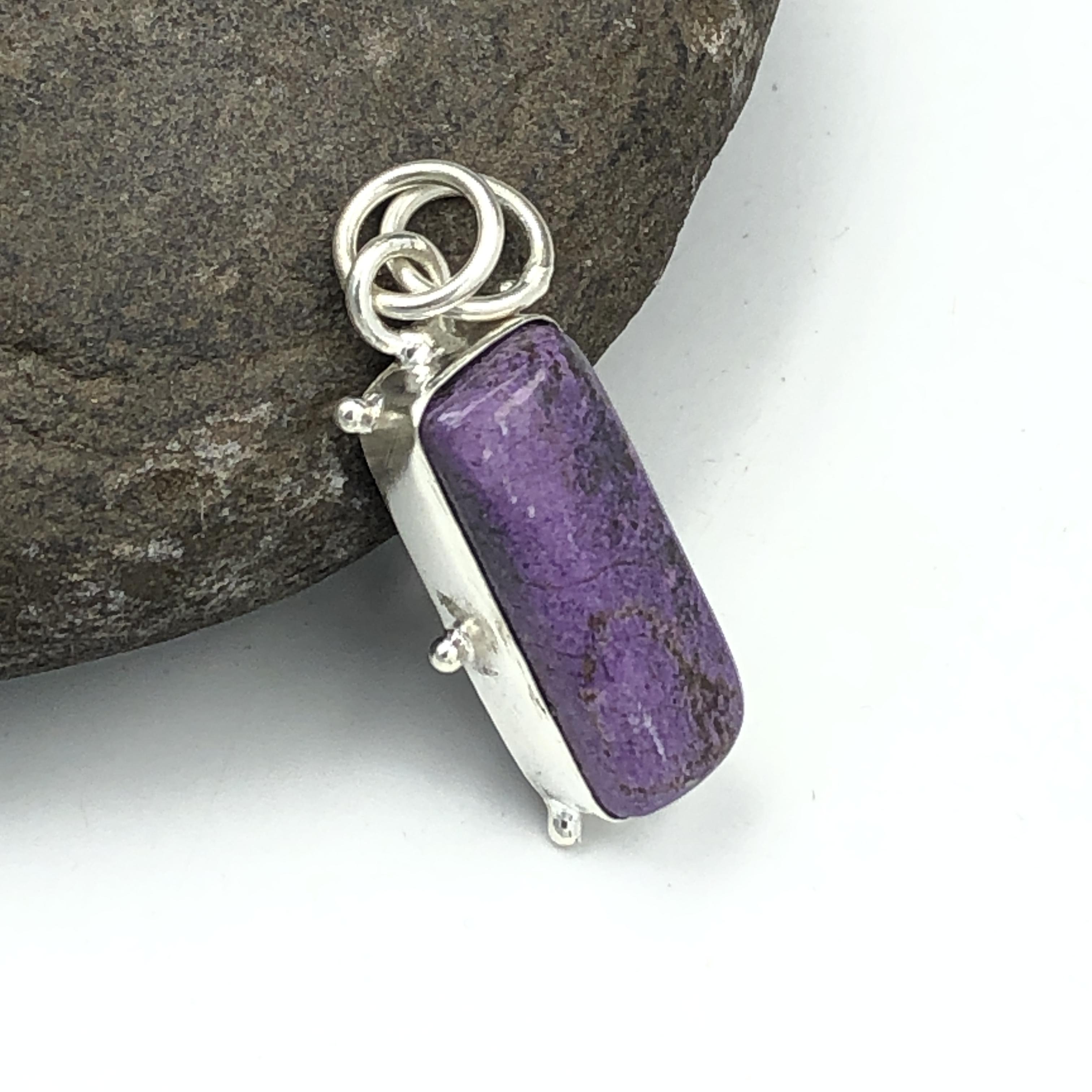 Натуральный камень Пурпурит 925 пробы Стерлинговое серебро Дизайнерский кулон 1,38  AJP-204