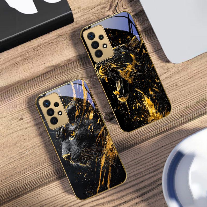 Black Panther Roars For Samsung A73 A72 A71 A42 A56 A55 A54 A53 A52s A52 A51 A36 A35 A34 A33 A32 16 14 Golden Glass Phone Case