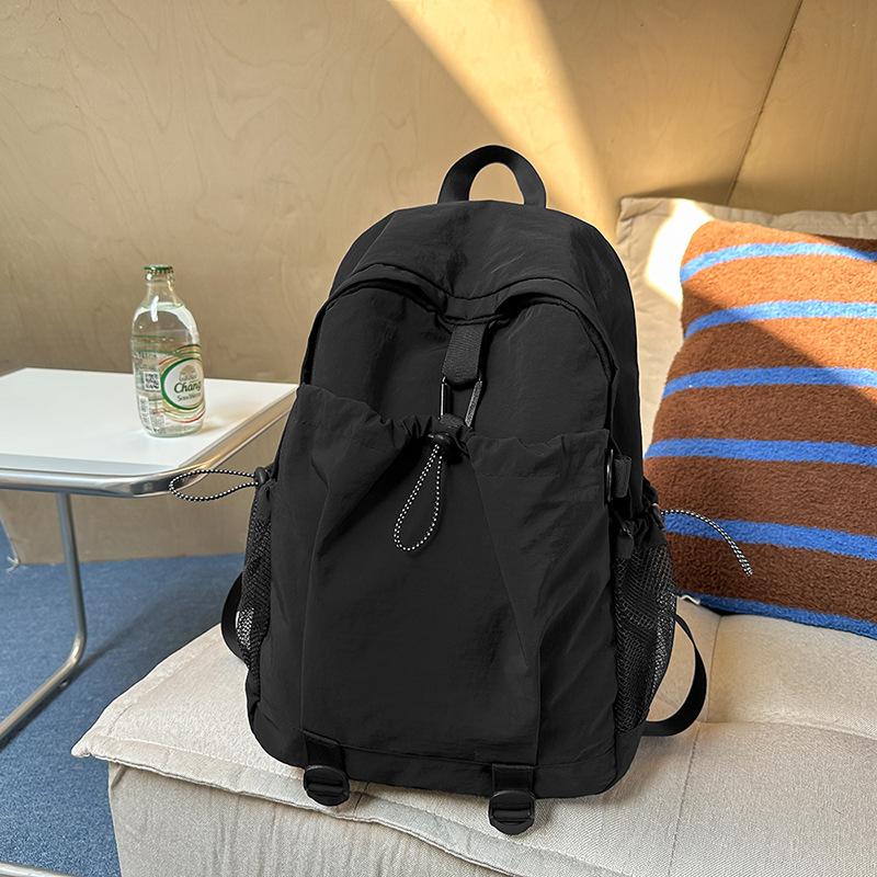 Backpack Women's Bag New Casual Fashion Versatile Large Capacity Nylon Women's Travel Backpack