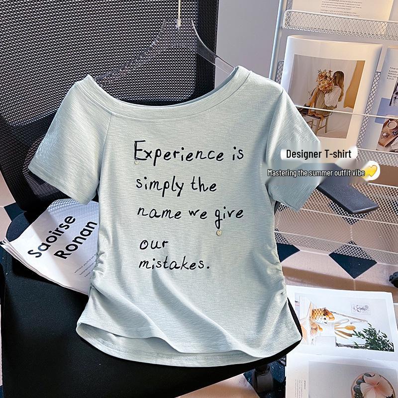 

Trendy Summer Plus Size Cotton T-shirt: Irregular Sweet Spicy Cropped Top with Waist-Cinched Slim Fit and Diagonal Neckline. M світло-синій колір