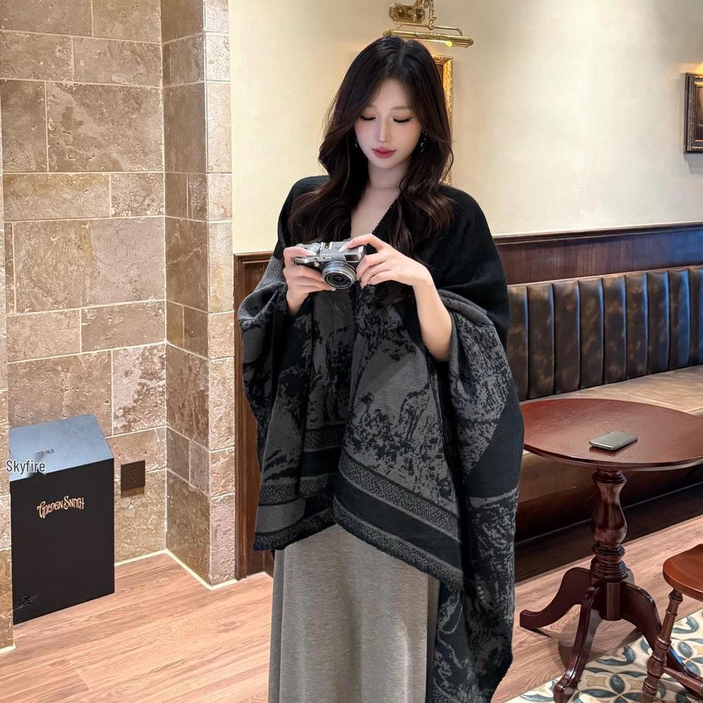 Northwest Xinjiang Women's Autumn/Winter Shawl Cape: Western Sichuan Travel Cloak & Thick Tibetan Scarf