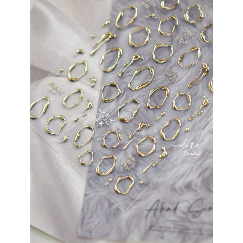 1pc 5D Golden Modern Minimalist Metal Nail Art Stickers, Luxury Heart Shaped Nail Decals, DIY Self-Adhesive Nail Stickers Nail Supplies