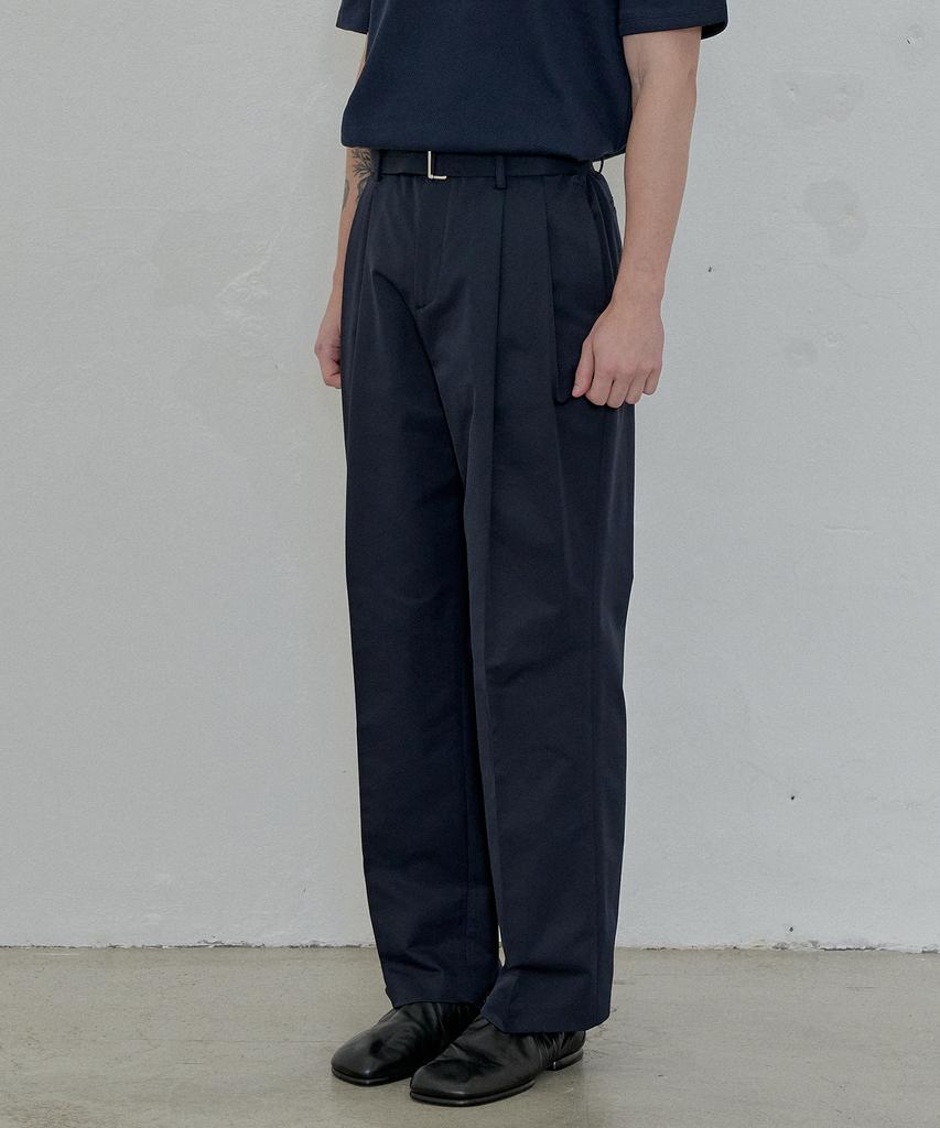 FILLCHIC Solotex Belted Double-Pleated Pants (Navy)